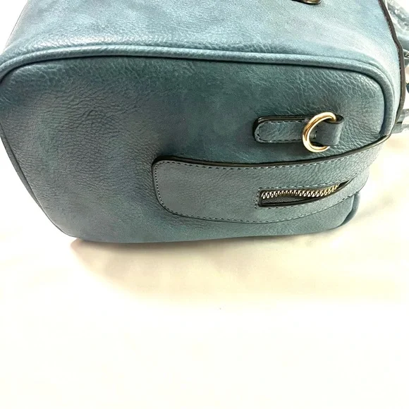 Winking Bear Crossbody and Wristlet Wallet 3 Piece Bundle - New - Picture 7 of 16